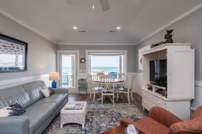 Sea Fever by Oak Island Accommodations